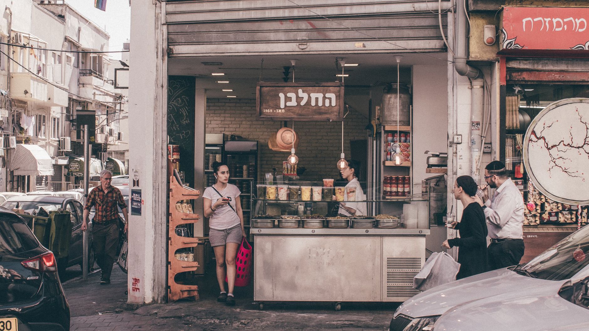 Tel Aviv market slide